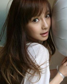 anglebaby素颜生活照,真实生活的美丽瞬间